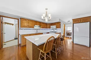 7998 Champlain Ave, Tinley Park, IL 60477 - Photo 8