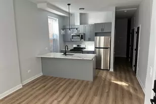 6554 S Champlain Ave, Chicago, IL 60637 - Photo 2