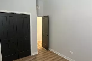 6554 S Champlain Ave, Chicago, IL 60637 - Photo 8
