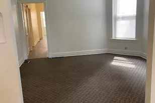7807 S Marquette Ave, Chicago, IL 60649 - Photo 2