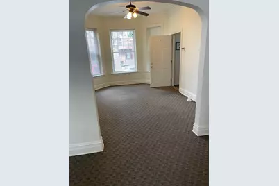 7807 S Marquette Avenue, Chicago, IL 60649 - Photo 8