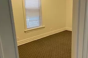 7807 S Marquette Ave, Chicago, IL 60649 - Photo 4