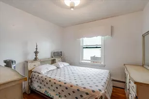 1409 1/2 Mulberry St, Bloomington, IL 61701 - Photo 12