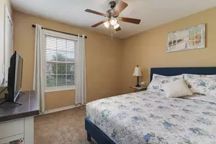 2921 Grey Hawk Dr, Normal, IL 61761 - Photo 20