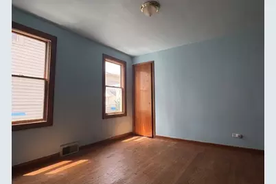 12737 Honore Street, Blue Island, IL 60406 - Photo 8