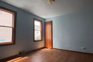 12737 Honore St, Blue Island, IL 60406 - Photo 8