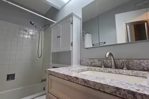 945 E Kenilworth Ave E, Palatine, IL 60074 - Photo 20