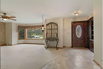612 Edelweiss Drive, Antioch, IL 60002 - Photo 2