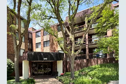 440 Raintree Court #3G, Glen Ellyn, IL 60137 - Photo 1