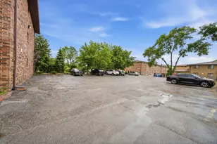 9812 Sayre Ave, Chicago Ridge, IL 60415 - Photo 18