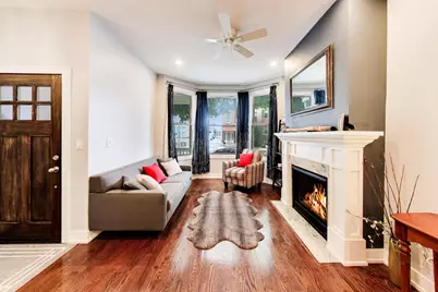 2245 W Melrose Street, Chicago, IL 60618 - Photo 2