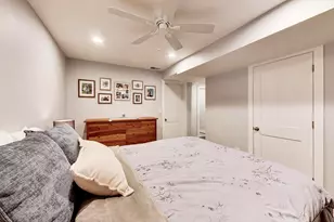 2245 W Melrose St, Chicago, IL 60618 - Photo 20