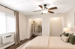 4944 Douglas Rd, Downers Grove, IL 60515 - Photo 10