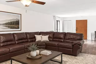 4944 Douglas Rd, Downers Grove, IL 60515 - Photo 4