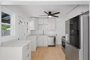 11401 S Whipple St, Merrionette Park, IL 60803 - Photo 6