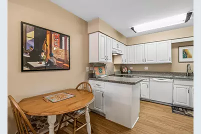 207 Rivershire Lane #207, Lincolnshire, IL 60069 - Photo 8