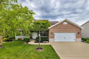 1618 English Oak Dr, Champaign, IL 61822 - Photo 6