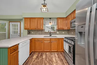 1915 Somerset Court, Romeoville, IL 60446 - Photo 8