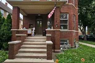 3326 N Karlov Ave, Chicago, IL 60641 - Photo 1