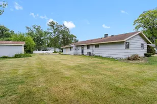 1350 63rd Pl, La Grange Highlands, IL 60525 - Photo 4