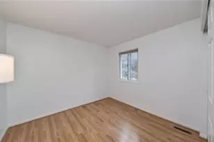 [Address not provided], Aurora, IL 60502 - Photo 18