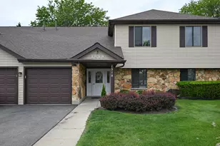 1518 Harbour Ct, Schaumburg, IL 60193 - Photo 1