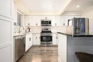 1518 Harbour Ct, Schaumburg, IL 60193 - Photo 4