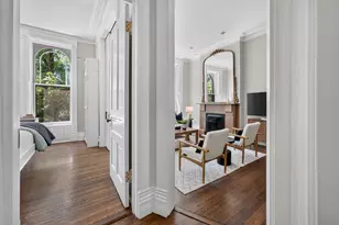 820 W Webster Ave, Chicago, IL 60614 - Photo 2