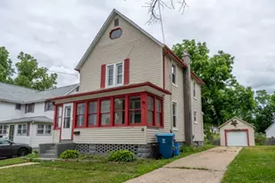 918 Jackson Ave, Dixon, IL 61021 - Photo 1