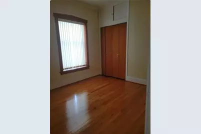 6939 N Hamilton Avenue #1, Chicago, IL 60645 - Photo 8