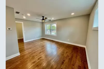 3335 Sunnyside Avenue, Brookfield, IL 60513 - Photo 16