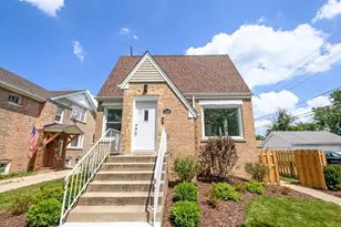 3335 Sunnyside Ave, Brookfield, IL 60513 - Photo 1