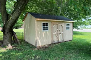 206 S Park St, Alpha, IL 61413 - Photo 4