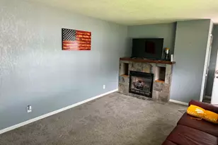 206 S Park St, Alpha, IL 61413 - Photo 6