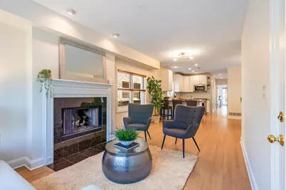 1447 W Walton Street #2, Chicago, IL 60622 - Photo 2