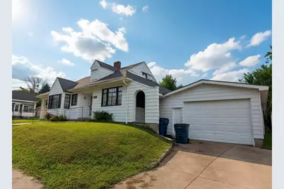 609 Dubois Street, Lawrenceville, IL 62439 - Photo 2