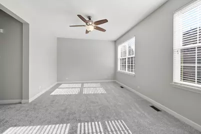 1103 Bartholdi Court, Carol Stream, IL 60188 - Photo 12