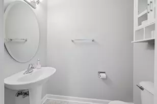 1103 Bartholdi Ct, Carol Stream, IL 60188 - Photo 20