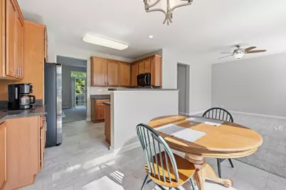 1103 Bartholdi Court, Carol Stream, IL 60188 - Photo 14
