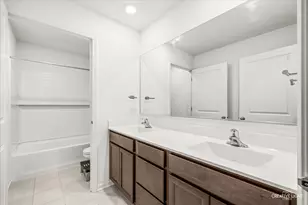 798 Richwood Ave, Elgin, IL 60124 - Photo 16