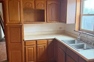 8313 S Wabash Ave, Chicago, IL 60619 - Photo 6