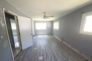12 Circle Dr E, Montgomery, IL 60538 - Photo 6