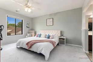823 E Coach Rd, Palatine, IL 60074 - Photo 16