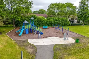 823 E Coach Rd, Palatine, IL 60074 - Photo 30