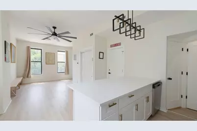 1322 W Ohio Street #3F, Chicago, IL 60642 - Photo 6