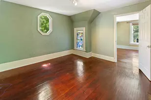 [Address not provided], Elgin, IL 60120 - Photo 18