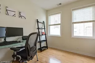 1073 N Paulina St, Chicago, IL 60622 - Photo 8