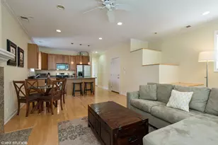 1073 N Paulina St, Chicago, IL 60622 - Photo 2