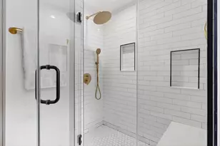 2241 W Foster Ave, Chicago, IL 60625 - Photo 20