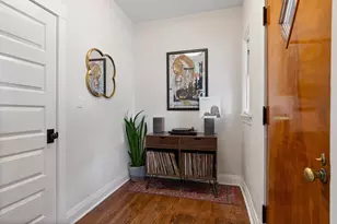 2241 W Foster Ave, Chicago, IL 60625 - Photo 4